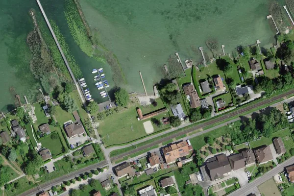 Luftbild des Kartenstandorts von Faoug, Lac de Morat in Faoug