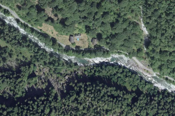Luftbild des Kartenstandorts von Schwimm- und Freizeitbad in Onsernone in Onsernone