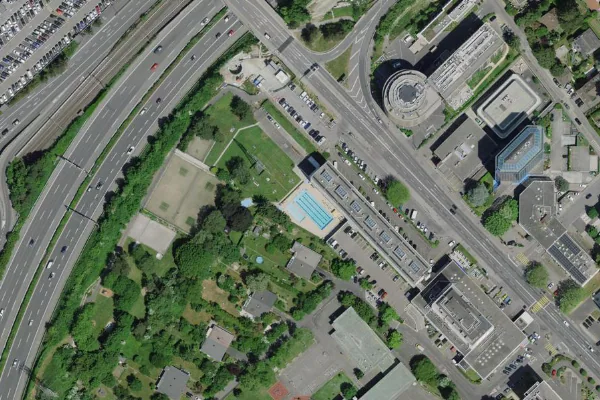 Luftbild des Kartenstandorts von Piscine Les Ailes in Meyrin