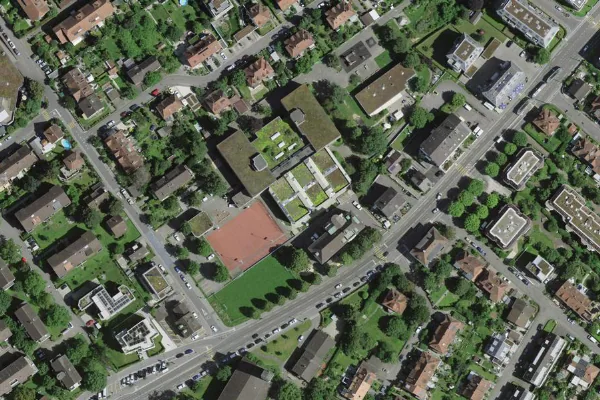 Luftbild des Kartenstandorts von Hallenschwimmbad Neuallschwil in Allschwil