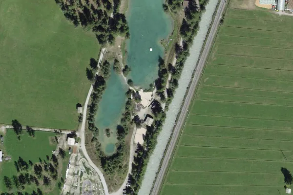 Luftbild des Kartenstandorts von Schalisee Skilift in Täsch