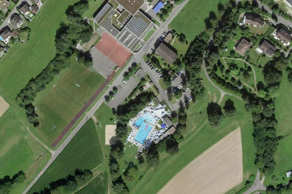 Luftbild des Kartenstandorts von Schwimmbad Endingen in Endingen