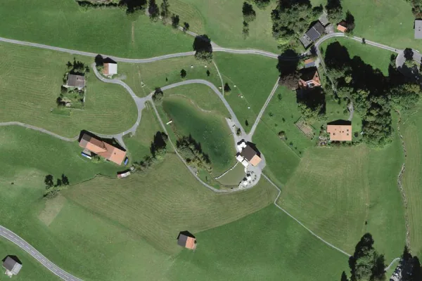 Luftbild des Kartenstandorts von Badesee Hasliberg in Hasliberg