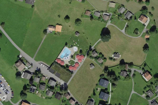 Luftbild des Kartenstandorts von Freibad Hellbach in Grindelwald