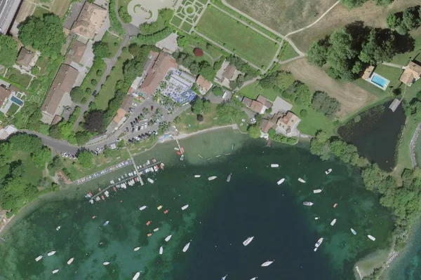 Luftbild des Kartenstandorts von Plage du Creux-de-Genthod in Genthod