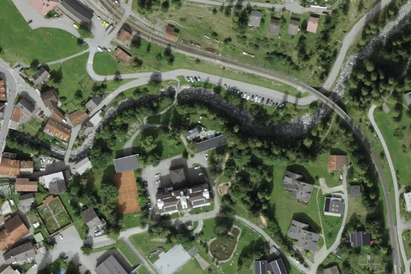 Luftbild des Kartenstandorts von Kurbad in Bergün Filisur