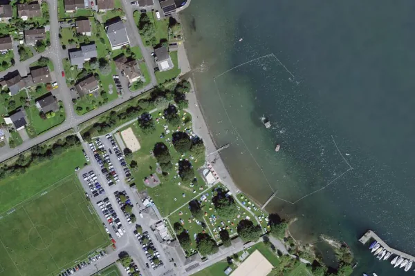 Luftbild des Kartenstandorts von Strandbad in Ennetbürgen in Ennetbürgen