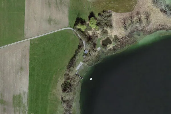 Luftbild des Kartenstandorts von Seebad Zweiern in Risch