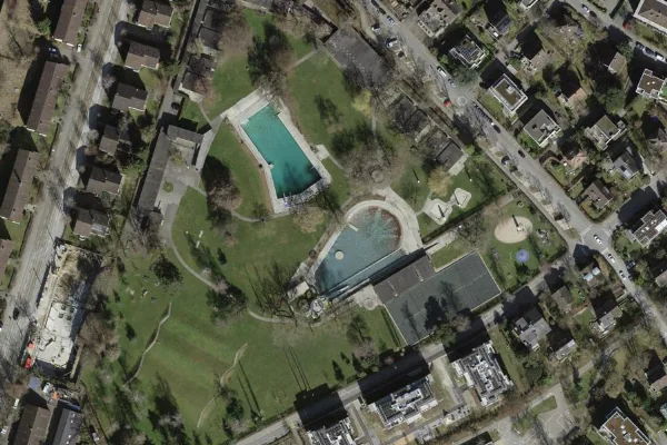 Luftbild des Kartenstandorts von Freibad Allenmoos in Zürich