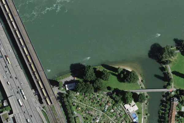 Luftbild des Kartenstandorts von Basler Rheinschwimmen in Basel