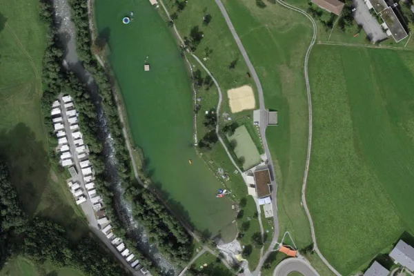 Luftbild des Kartenstandorts von Badesee Lai Barnagn in Surses