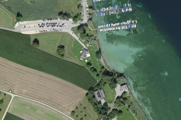 Luftbild des Kartenstandorts von Strandbad Eschenz Buebebadi in Eschenz