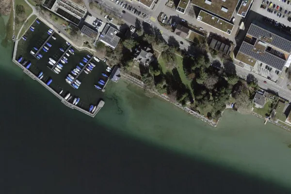 Luftbild des Kartenstandorts von Badestelle in Zürich in Zürich