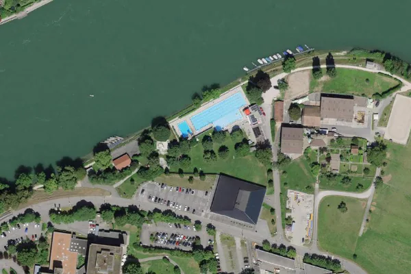 Luftbild des Kartenstandorts von Schwimmbad Laufenburg in Laufenburg