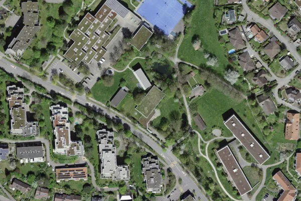 Luftbild des Kartenstandorts von Hallenbad Bolligen in Bolligen