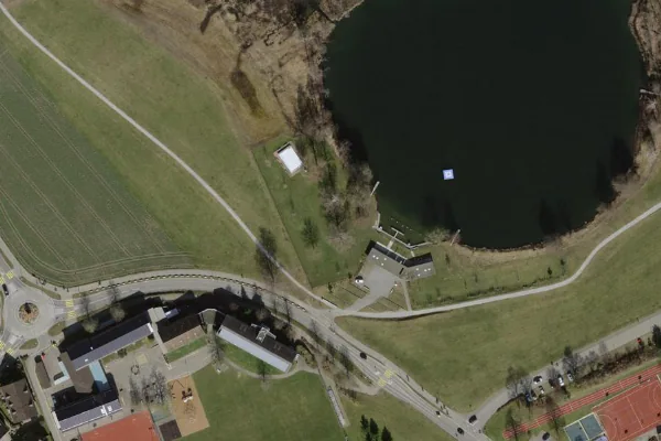 Luftbild des Kartenstandorts von Seebadi Haslisee in Niederhasli