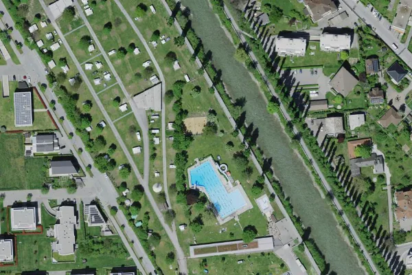 Luftbild des Kartenstandorts von Schwimmbad Mühleye in Visp