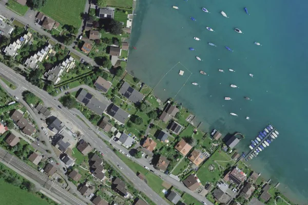Luftbild des Kartenstandorts von Strandbad in Spiez in Spiez