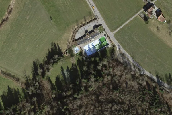Luftbild des Kartenstandorts von Schwimmbad Elgg in Elgg