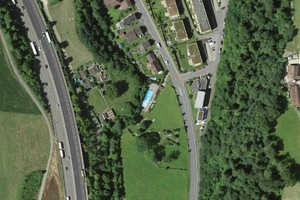 Luftbild des Kartenstandorts von Schwimmbad Zunzgen in Zunzgen