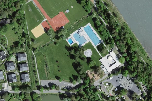Luftbild des Kartenstandorts von Giessenparkbad in Bad Ragaz
