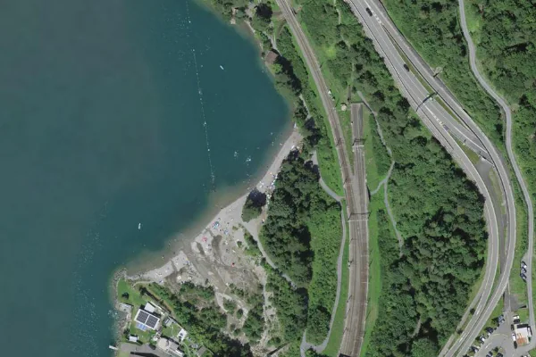 Luftbild des Kartenstandorts von Gruonbach in Flüelen
