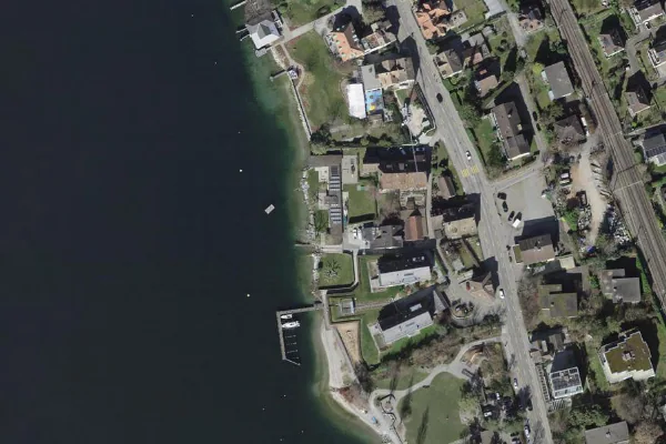 Luftbild des Kartenstandorts von Kusenbad in Küsnacht