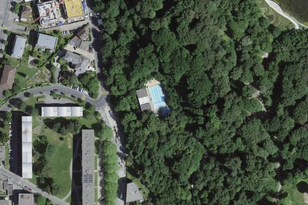 Luftbild des Kartenstandorts von Piscine de Bellevaux in Lausanne