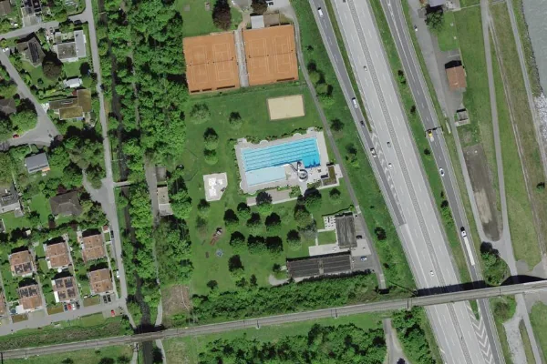 Luftbild des Kartenstandorts von Freibad Rheinau in Buchs (SG)