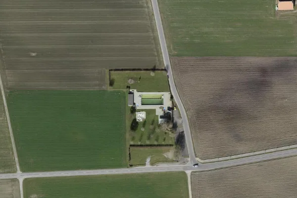 Luftbild des Kartenstandorts von Schwimmbad Im Röhrli in Unterstammheim