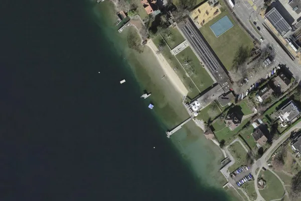 Luftbild des Kartenstandorts von Badestelle in Zürich in Zürich
