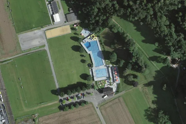 Luftbild des Kartenstandorts von Schwimmbad Stämpfel in Nebikon