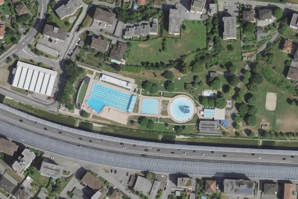 Luftbild des Kartenstandorts von Piscina Comunale di Chiasso in Vacallo