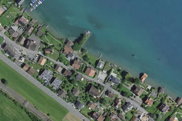 Luftbild des Kartenstandorts von Strandbad in Spiez in Spiez