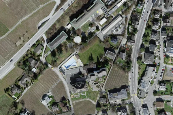 Luftbild des Kartenstandorts von Piscine de plein air de la Sitterie in Sion