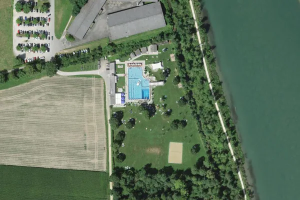 Luftbild des Kartenstandorts von Badi Schinznach in Schinznach